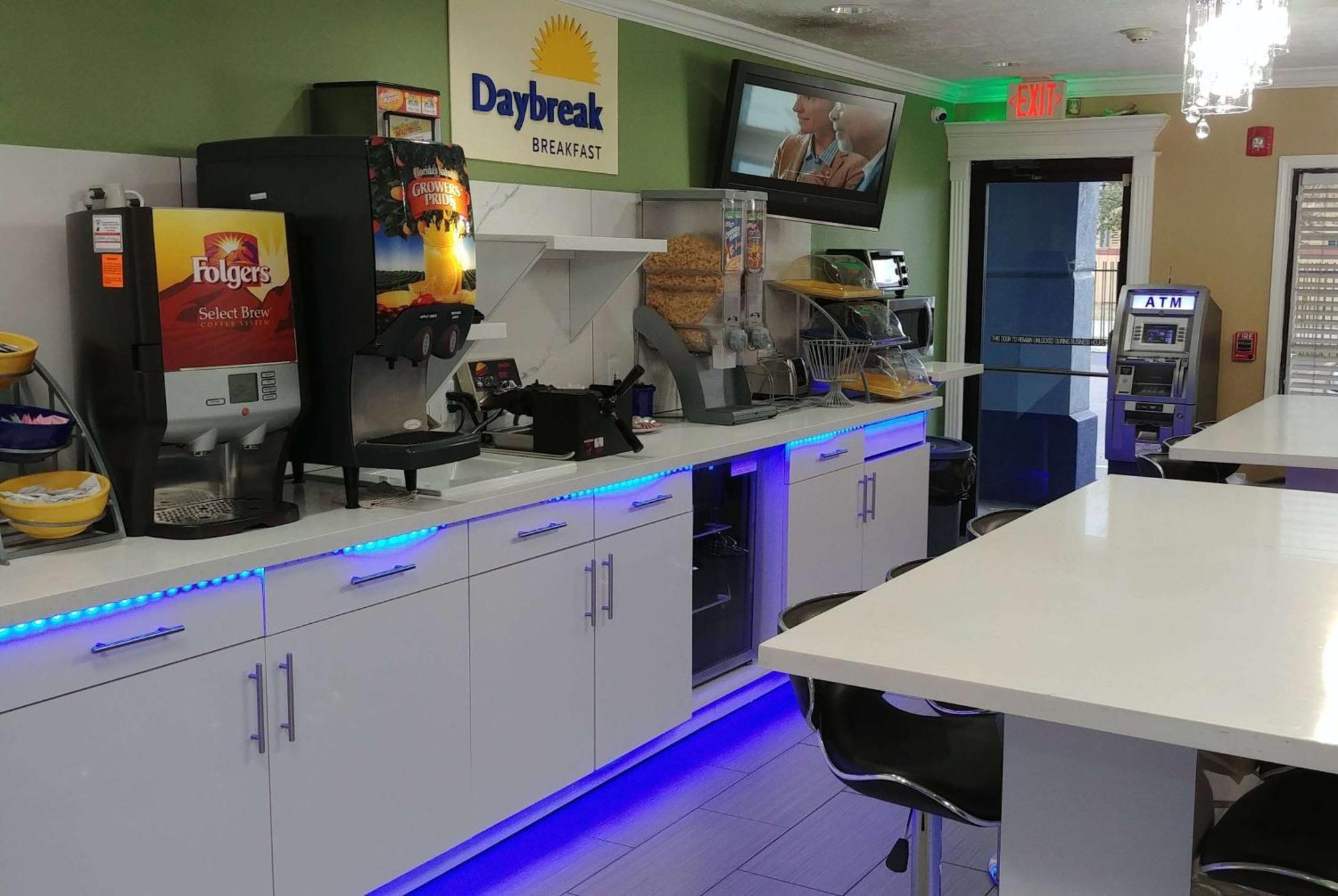 Days Inn By Wyndham Houston East Luaran gambar