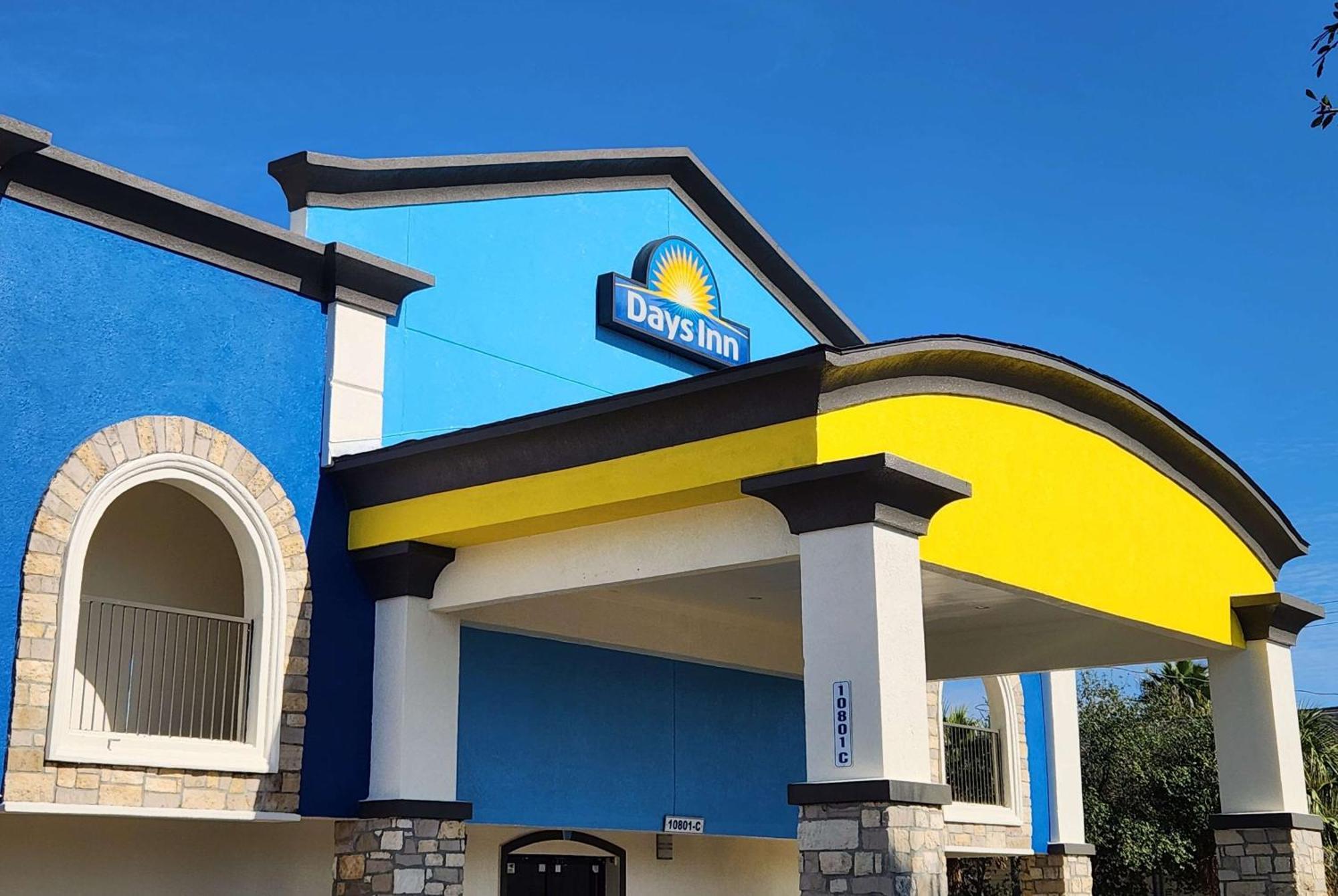 Days Inn By Wyndham Houston East Luaran gambar