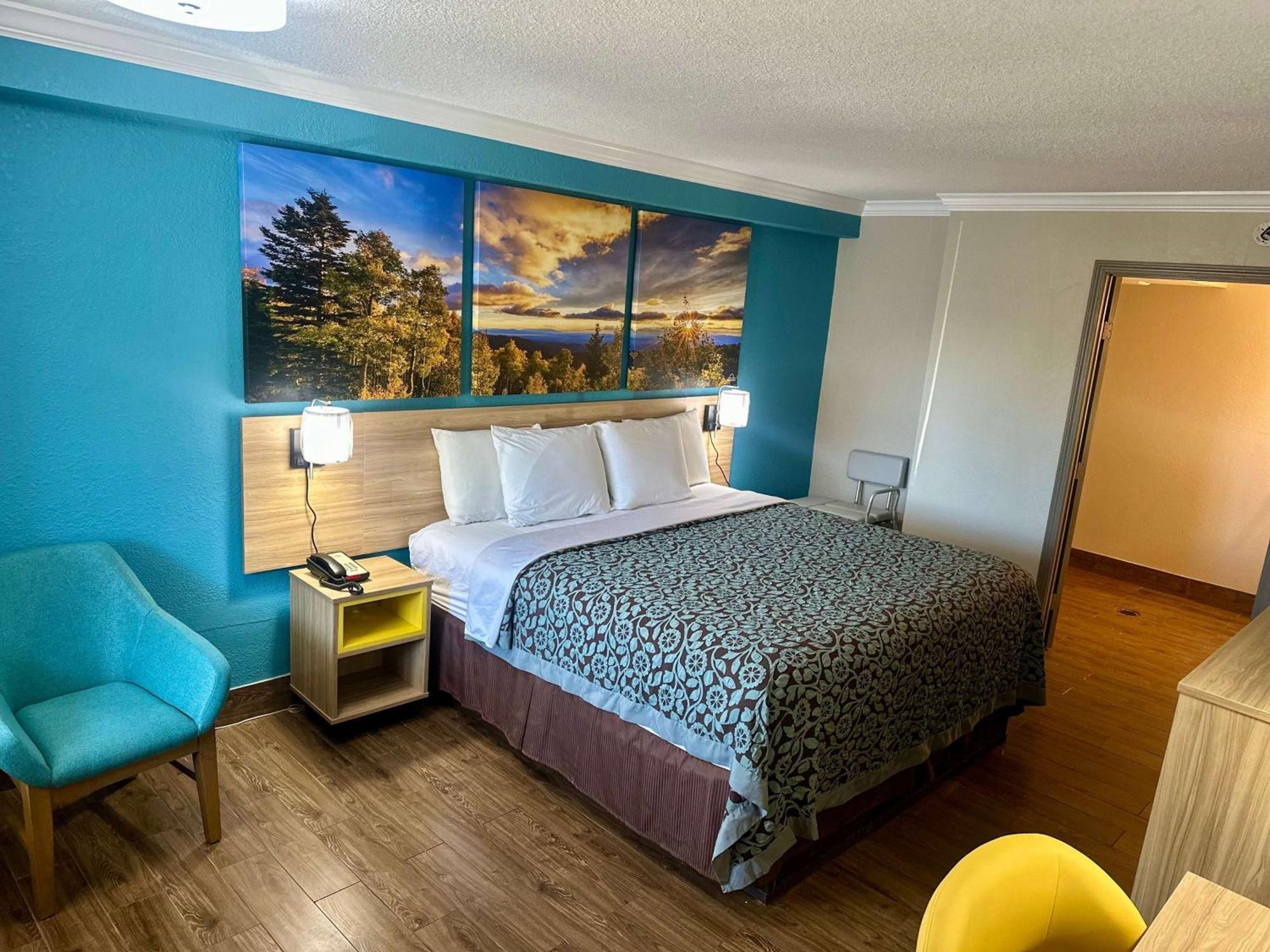 Days Inn By Wyndham Houston East Luaran gambar